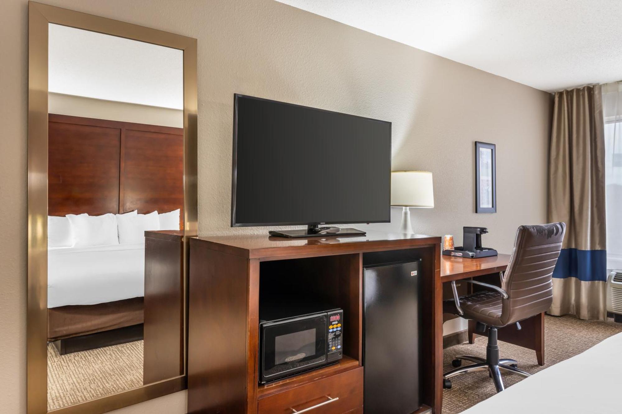 Comfort Inn & Suites Конуей Екстериор снимка