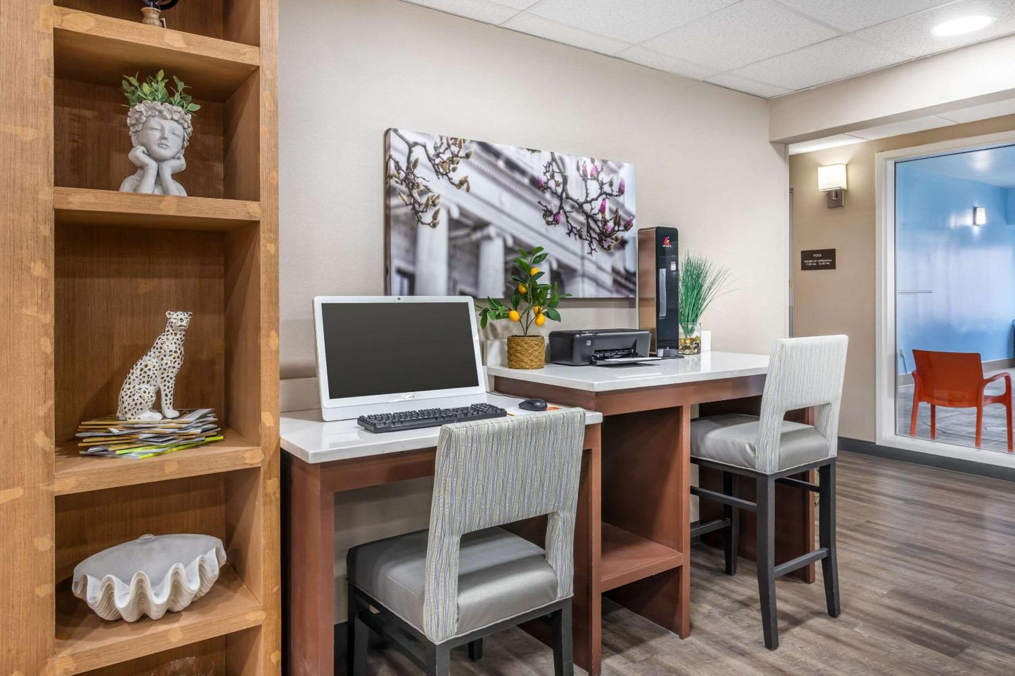Comfort Inn & Suites Конуей Екстериор снимка