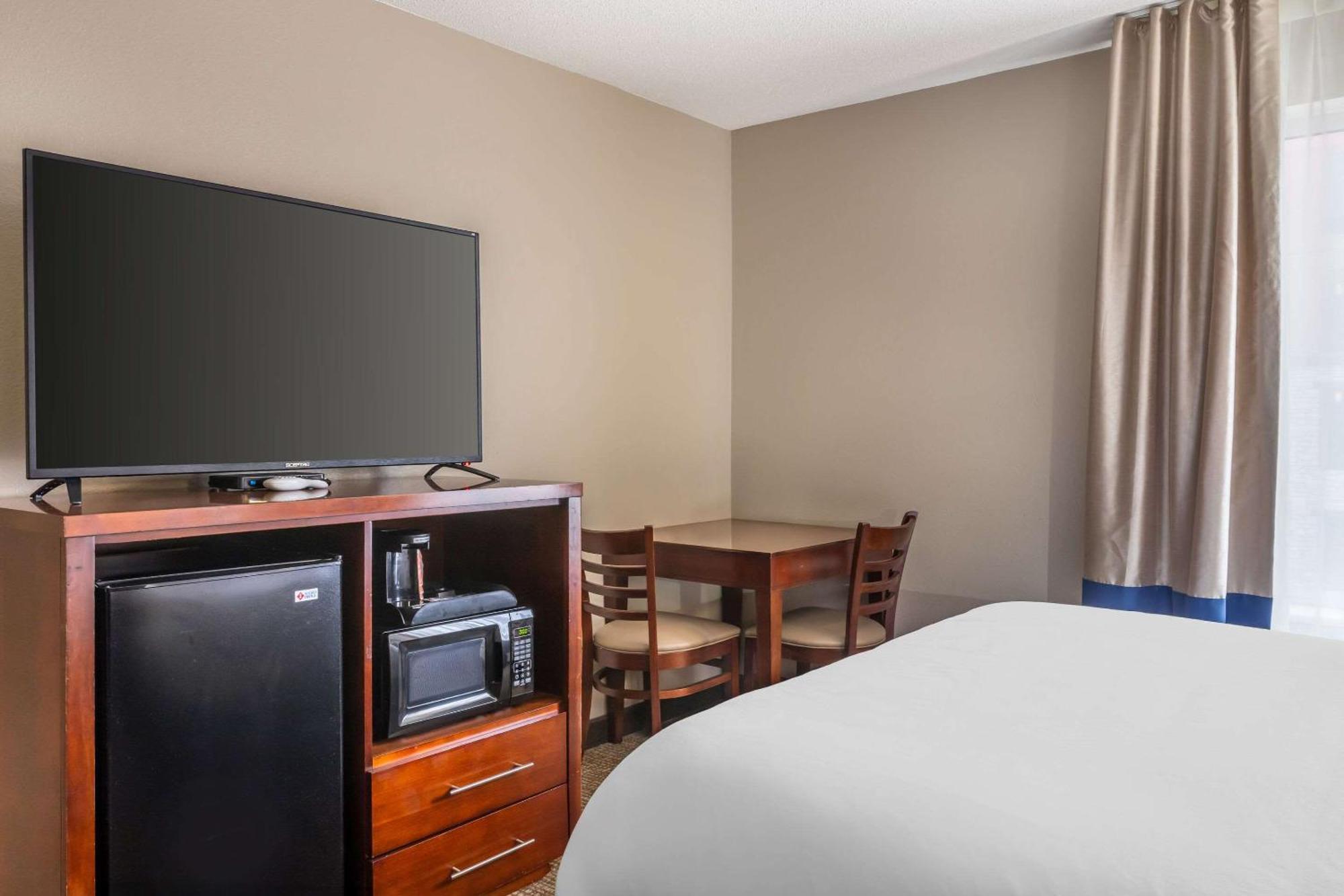 Comfort Inn & Suites Конуей Екстериор снимка